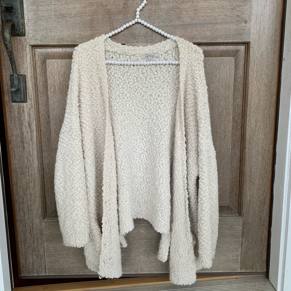 cream colored popcorn cardigan!